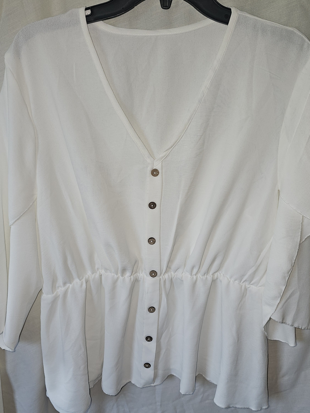 SHEIN White Button-Front V-Neck Peplum Blouse